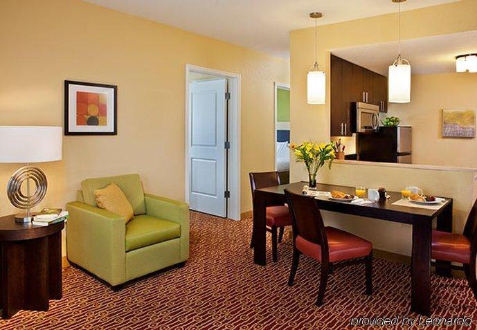 Towneplace Suites By Marriott Aberdeen Melrose Addition Екстер'єр фото